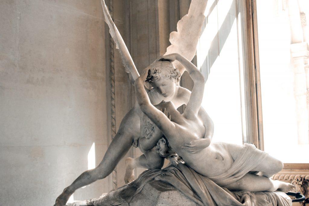 Romantic Honeymoon In Paris